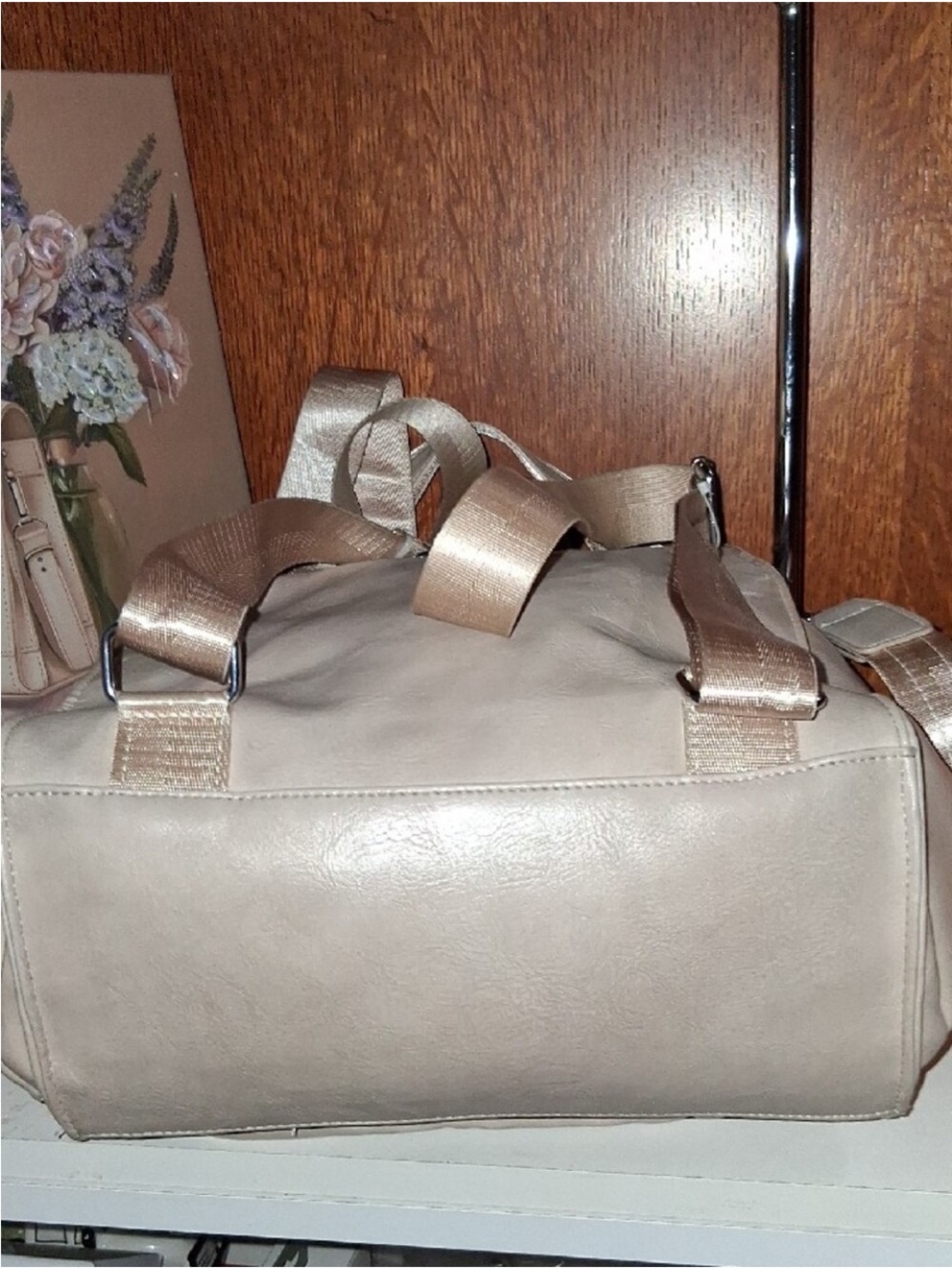 Women’s Leather Backpack Handbag in Light Beige - Picture 4 of 7